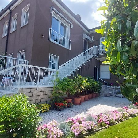 Betulla Lake View Apartment Lazise Exterior foto
